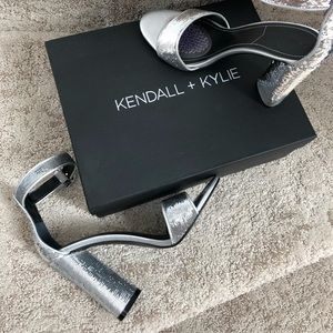 Kendall + Kylie Ankle Strap with original box!